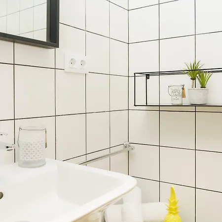 Bypillow Wander (adults Only) ゲストハウス 3*