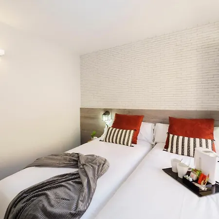 Bypillow Wander (adults Only) Pensión Barcelona